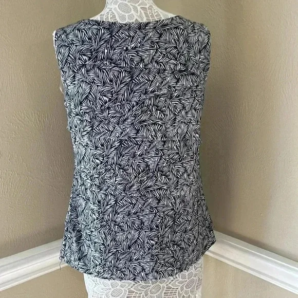 Dressbarn Collection Shell - Picture 4 of 7